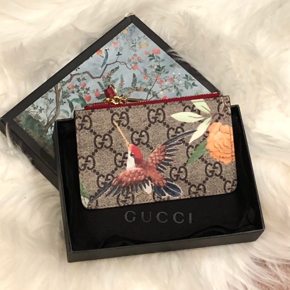 Gucci Accessories - Gucci Tian key holder